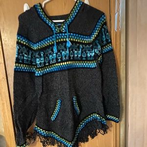 Grey Peruvian Design Sweater Size L